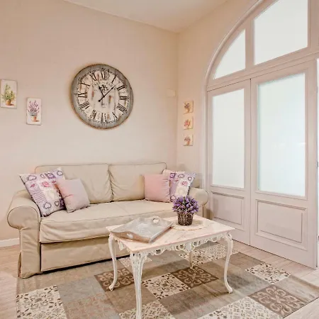 Apartment Locazione Turistica Macaron